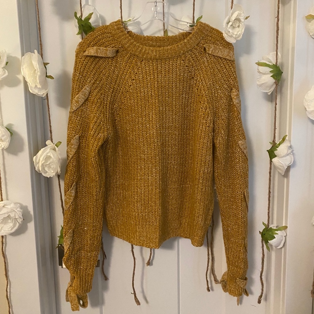 Love Tree Tie Sleeve Sweater